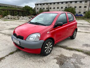 Toyota Yaris 1.0 benzin - 2