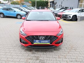 AKCE Hyundai i30 HB 1.0T-GDI 88kW COMFORT 1MAJITEL FAMILY DP - 2