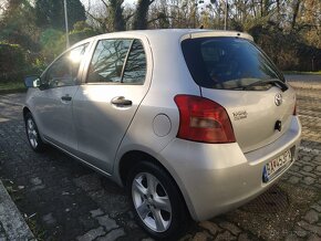 Toyota Yaris 1.0 VVTi 98000 km - 2