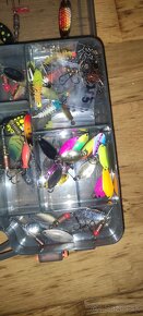 Privlačový set Umelých nástrach značiek : Rapala,Salmo,Mepps - 2