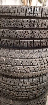 Predám zimne pneumatiky 205/65r16c - 2