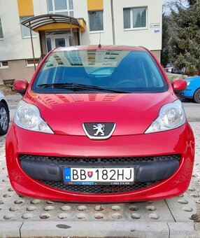 Peugeot 107 -1,0 benzín 50 kW - 5 st. automat /110 tis.km - 2