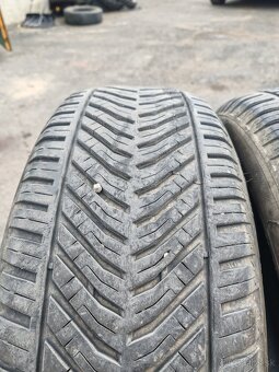 205/55 R17 - 2