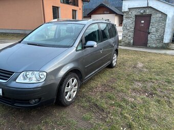 Volkswagen Touran - 2