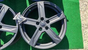 5x114,3 R18 --- TOYOTA RAV4 - 2