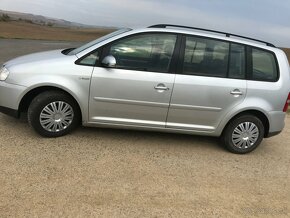 VW Touran 1.9 tdi dsg 7 miestny - 2