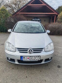 Volkswagen Golf 5 1.4 - 2