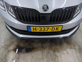 Škoda Octavia Sportline 1.6tdi Virtual Full led - 2