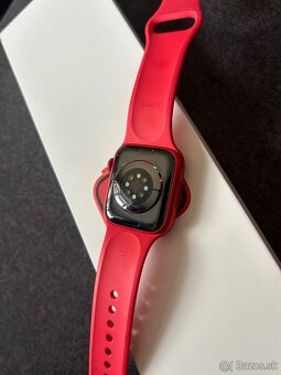 Predám Apple Watch 8,41mm red top stav v záruke - 2