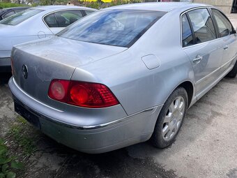 Predám náhradné diely na Volkswagen phaeton 5.0Tdi v10 - 2