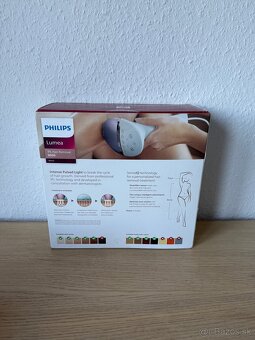 Predam Philips Lumea IPL 8000 BRI945/00 - 2