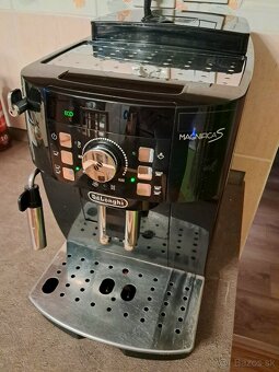 Automaticky kavovar DeLonghi MagnificaS - 2