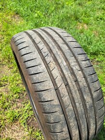 1ks 225/45 R17 Dunlop - 2