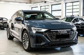 Audi Q8 E-TRON - 2