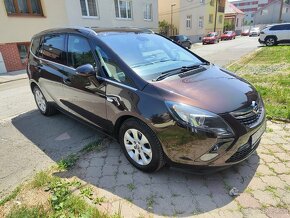 Opel Zafira Tourer - 2