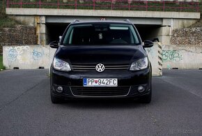 Volkswagen Touran 2.0 TDI Premium Comfortline - 2