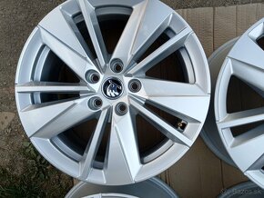 Škoda Karoq, Octavia 17"Originálne hliníkové disky - 2