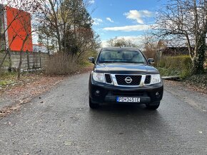 Nissan Navara DoubleCab 2.5 dCi LE Long - 2