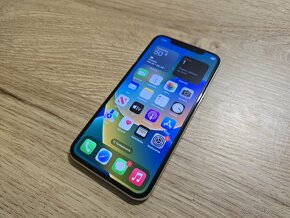 Iphone x 256gb v top stave bol pouzivany iba zalozny bateria - 2