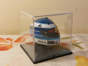 Mika Hakkinen 1998 McLaren Mercedes F1 mini prilba 1:5 - 2