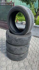 Yokohama Bluearth 235/45 R18 - 2