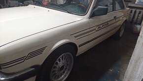 BMW e30 - 2