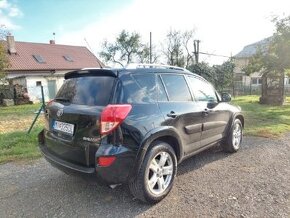 Toyota RAV4 - 2