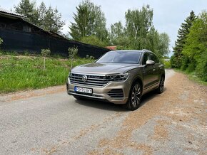 Volkswagen Touareg 3.0 V6 TDI 286k Elegance 4Motion - 2