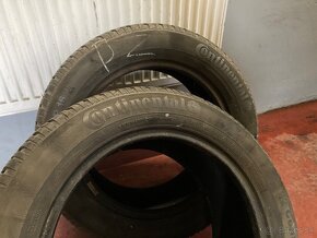 Predám zimné pneu 215/55R16 - 2