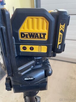 Laser Dewalt DCE088R - 2