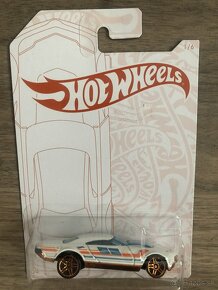 Hotwheels a Matchbox autíčka - 2