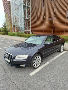 Predám Audi A8 4.2 FSI V8 quattro tiptronic - 2