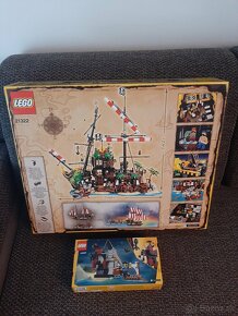 LEGO Ideas Pirates of Barracuda Bay a Scary pirate island - 2