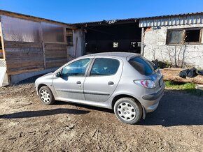 Peugeot 206 1,1 benzin - 2