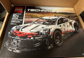 LEGO Technic 42096 Porsche 911 RSR - 2