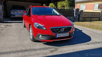 Volvo V40 Cross Country T5 Momentum AWD - 2