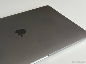 MacBook Pro 15-palcový (2018) 32GB / 512GB Silver - 2