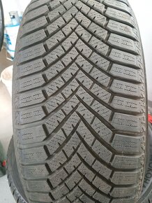 225/50R18 - 2