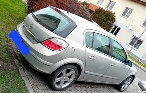 Opel Astra 1.6.77kw twinport 2004 - 2