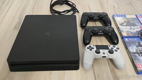 PS4 500GB + 3x Dualshock + 5 Hier - 2