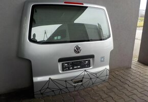 Kufrove dvere Volkswagen Transporter T5 - 2