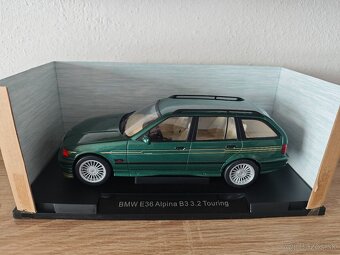 BMW Series-3 E36 Touring Alpina 1:18 - 2