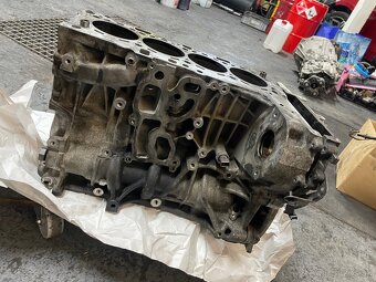 Blok motora Bmw N47N N47D20C - 2