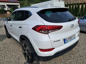 Hyundai tucson - 2