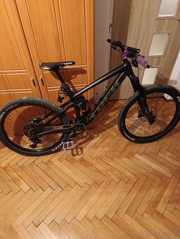 Trek Remedy 8 2022 top stav - 2