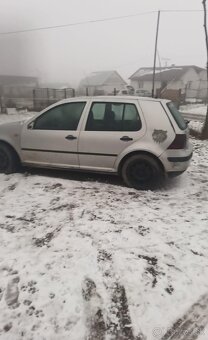 Golf 4 benzin 74 kw bez papierov - 2