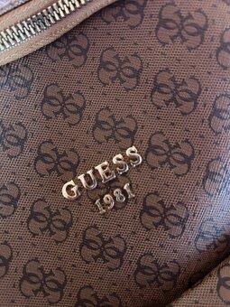 Guess batoh - 2