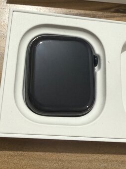 Predám Apple Watch 10 46mm Jet Black Malé známky používania - 2