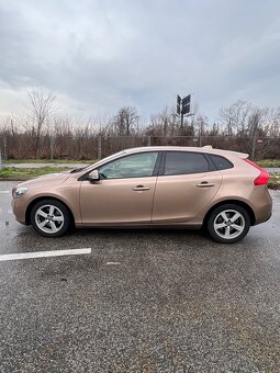 Volvo V40 D2 automat - 2