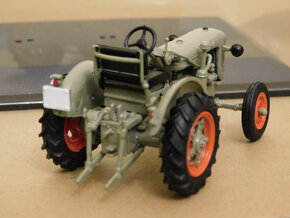 Zetor 25 Tractor (1941) 1:43 - 2